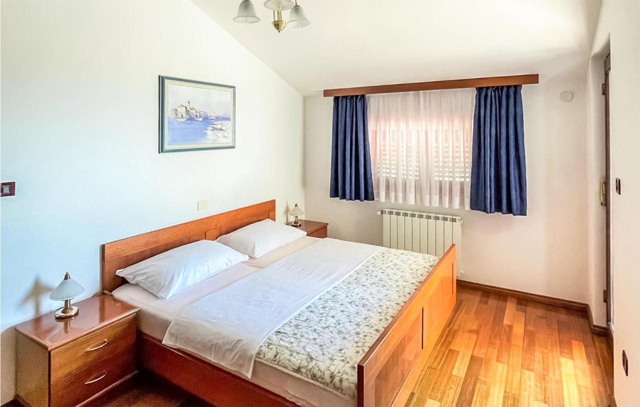 2 Bedroom Amazing In *